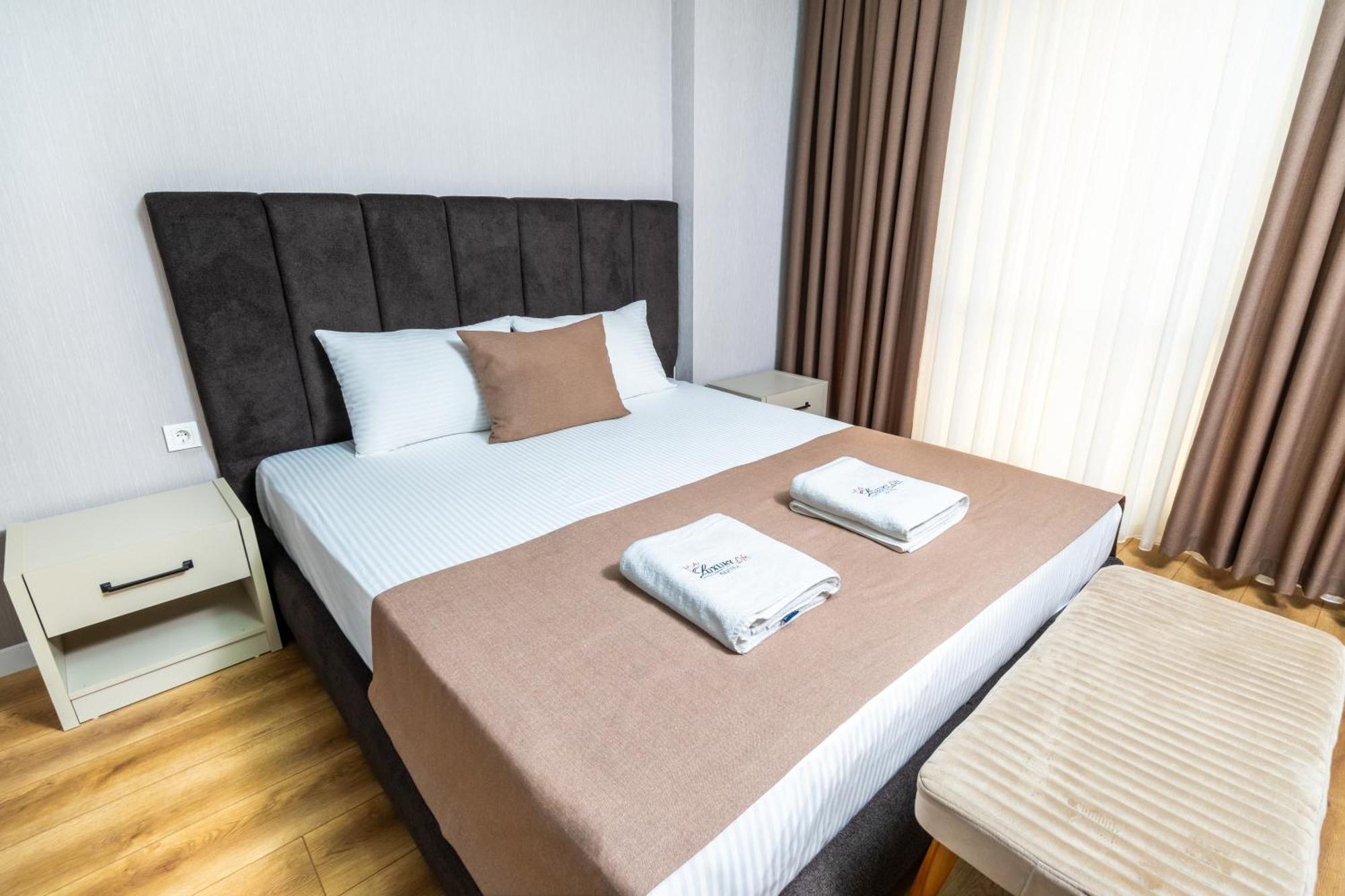 Luxury Life Suites Истанбул Екстериор снимка