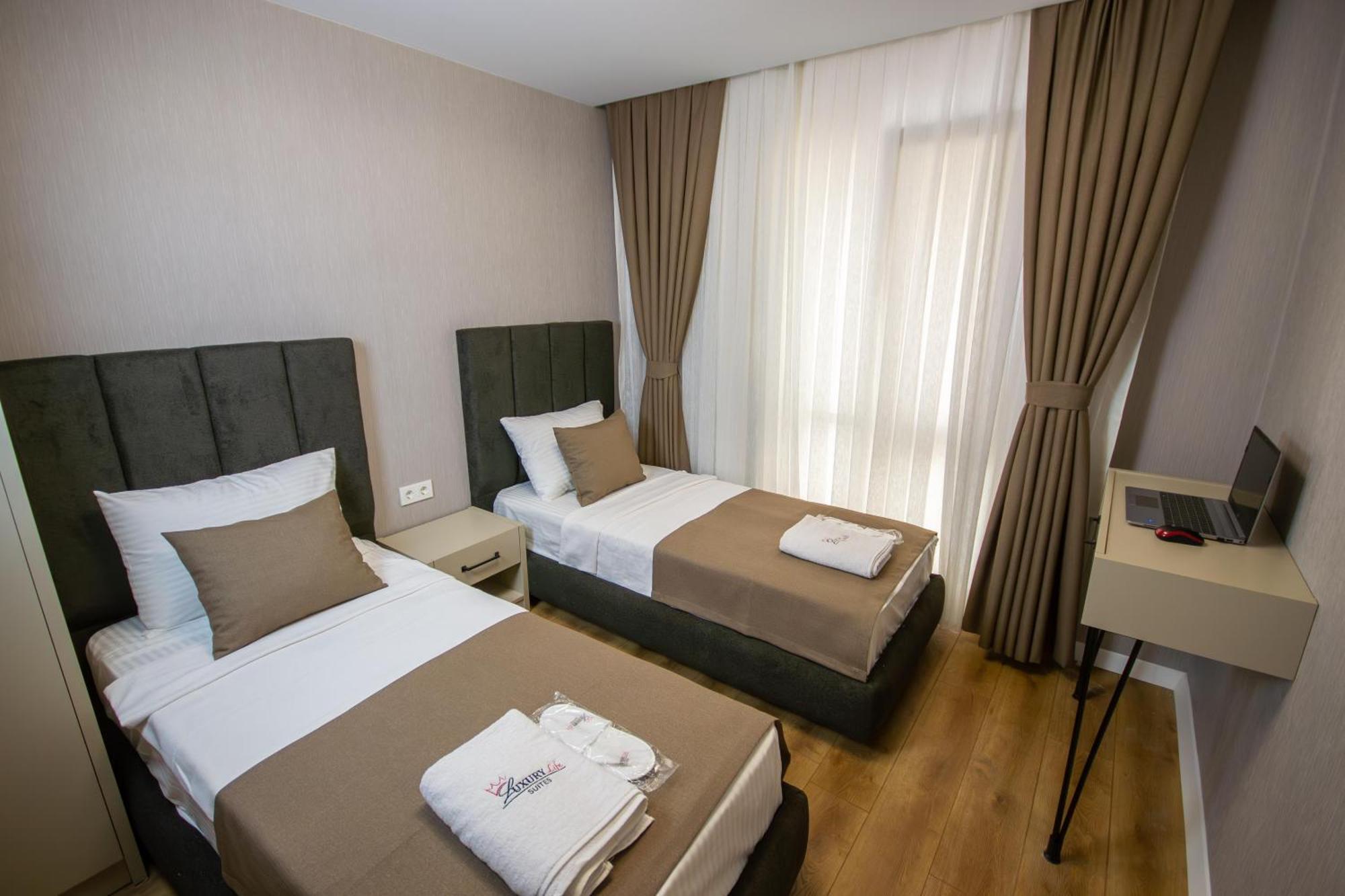 Luxury Life Suites Истанбул Екстериор снимка